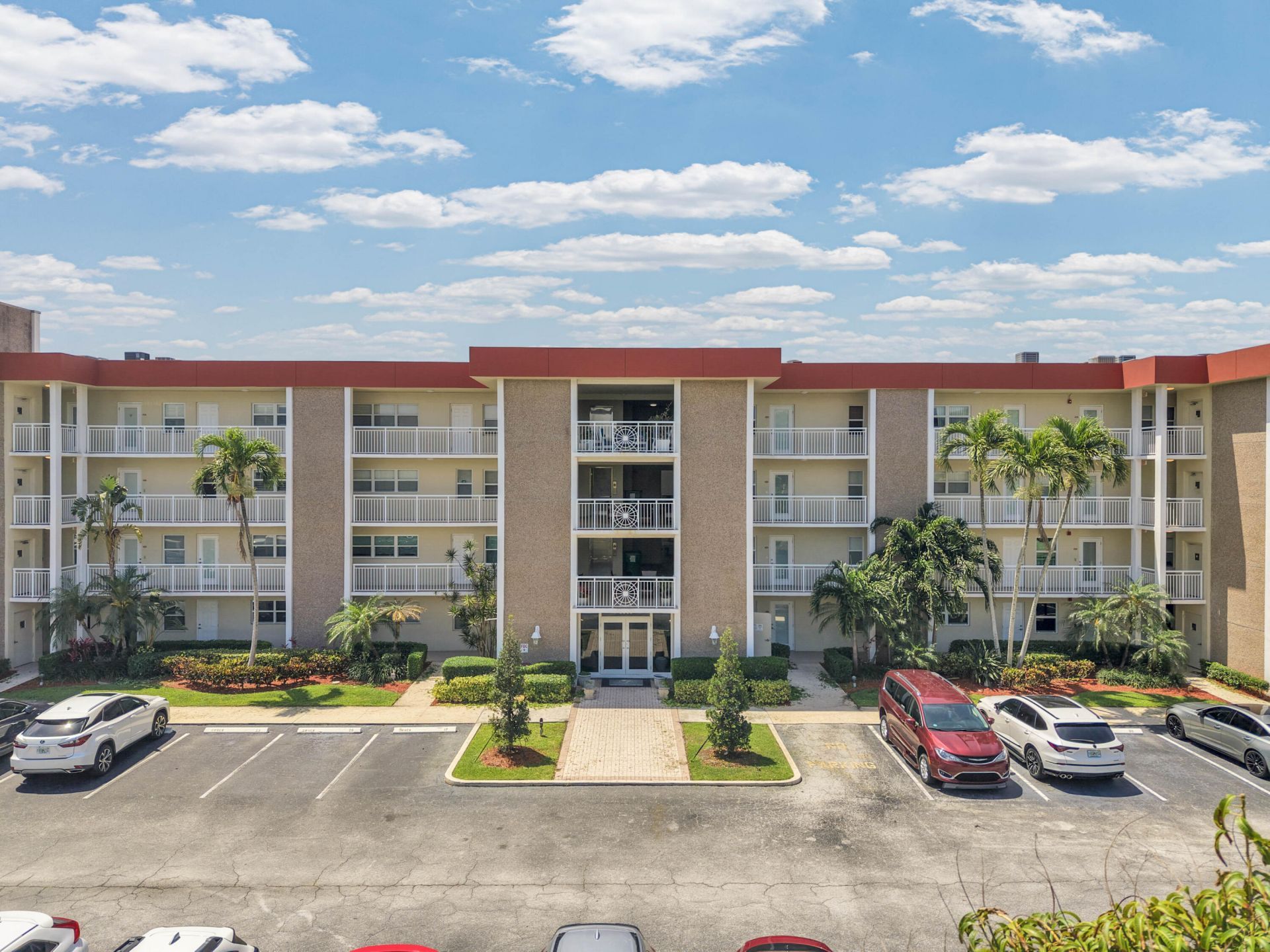 3050 NE 48th Court, Unit 305, Lighthouse Point, FL 33064 Photo