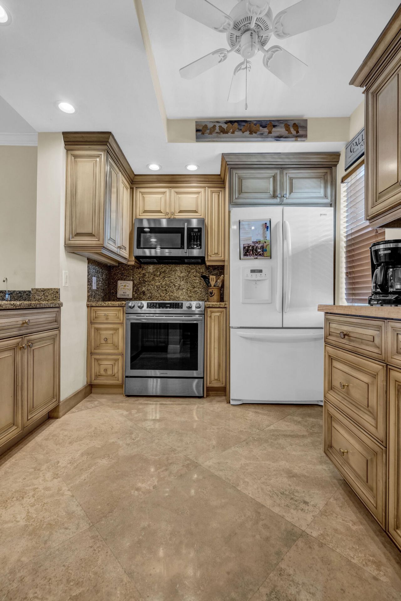 3050 NE 48th Court, Unit 305, Lighthouse Point, FL 33064 Photo