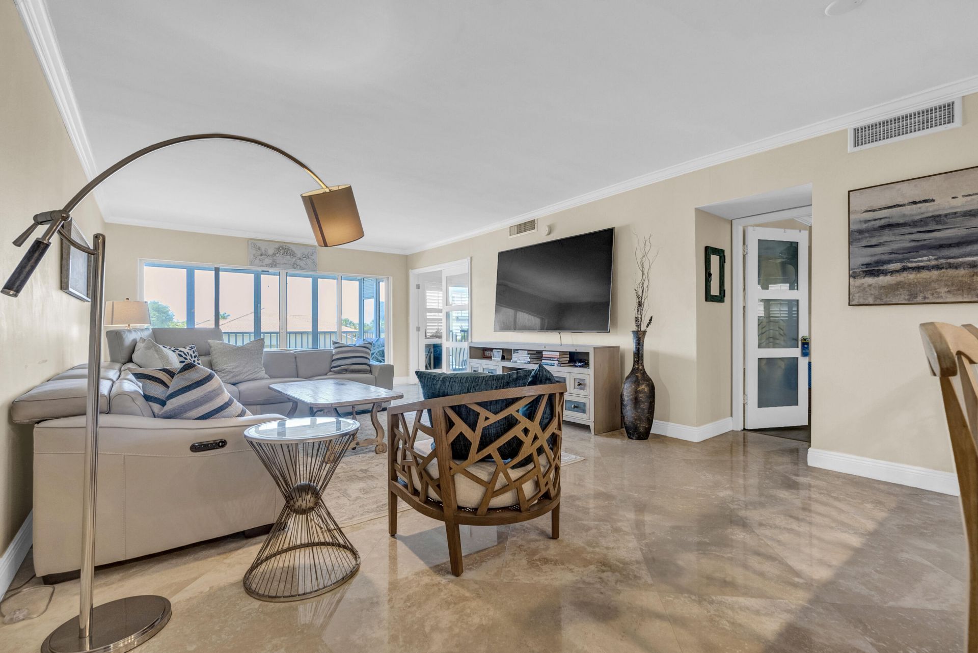 3050 NE 48th Court, Unit 305, Lighthouse Point, FL 33064 Photo