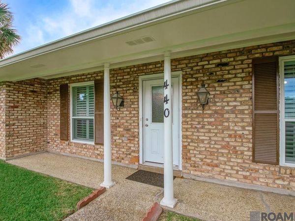 440 Chesterfield Dr, Baton Rouge, LA 70815