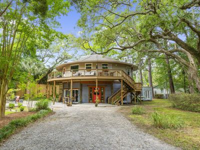 2069 Saint James Drive, Charleston, SC 29412