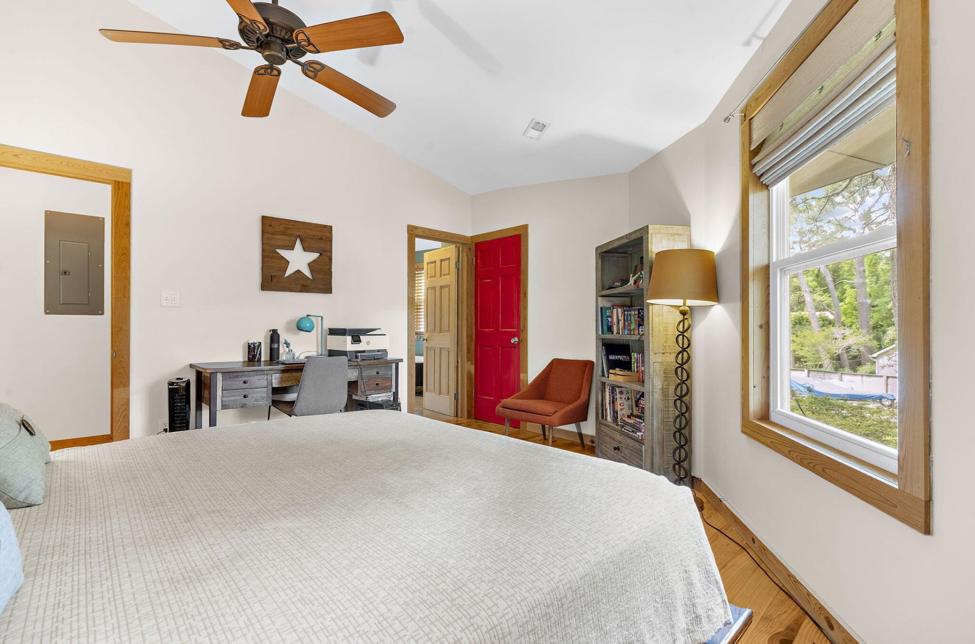 2069 Saint James Drive Photo 37