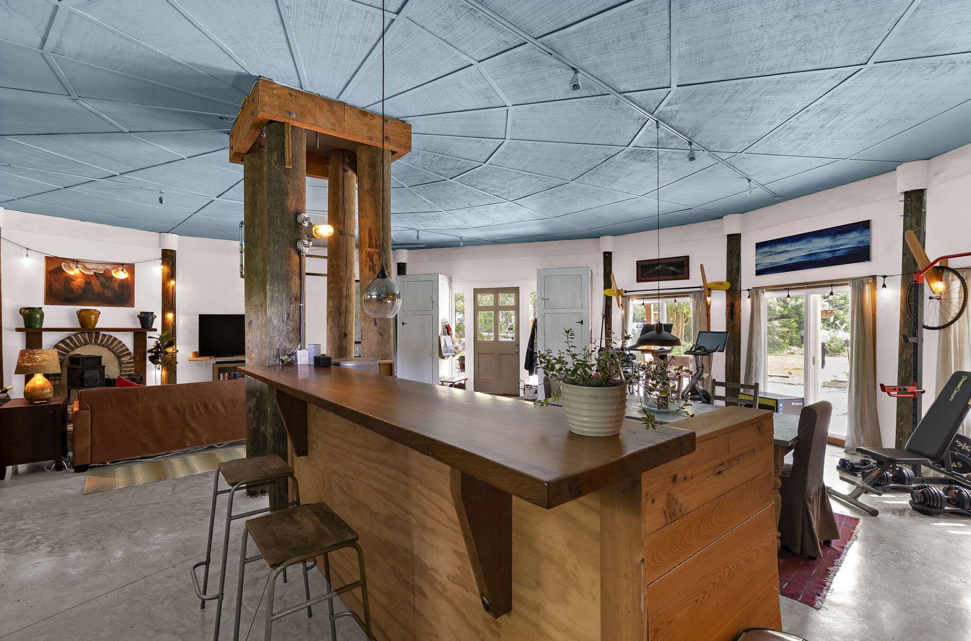 2069 Saint James Drive Photo 42