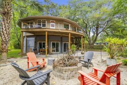 2069 Saint James Drive photo 4