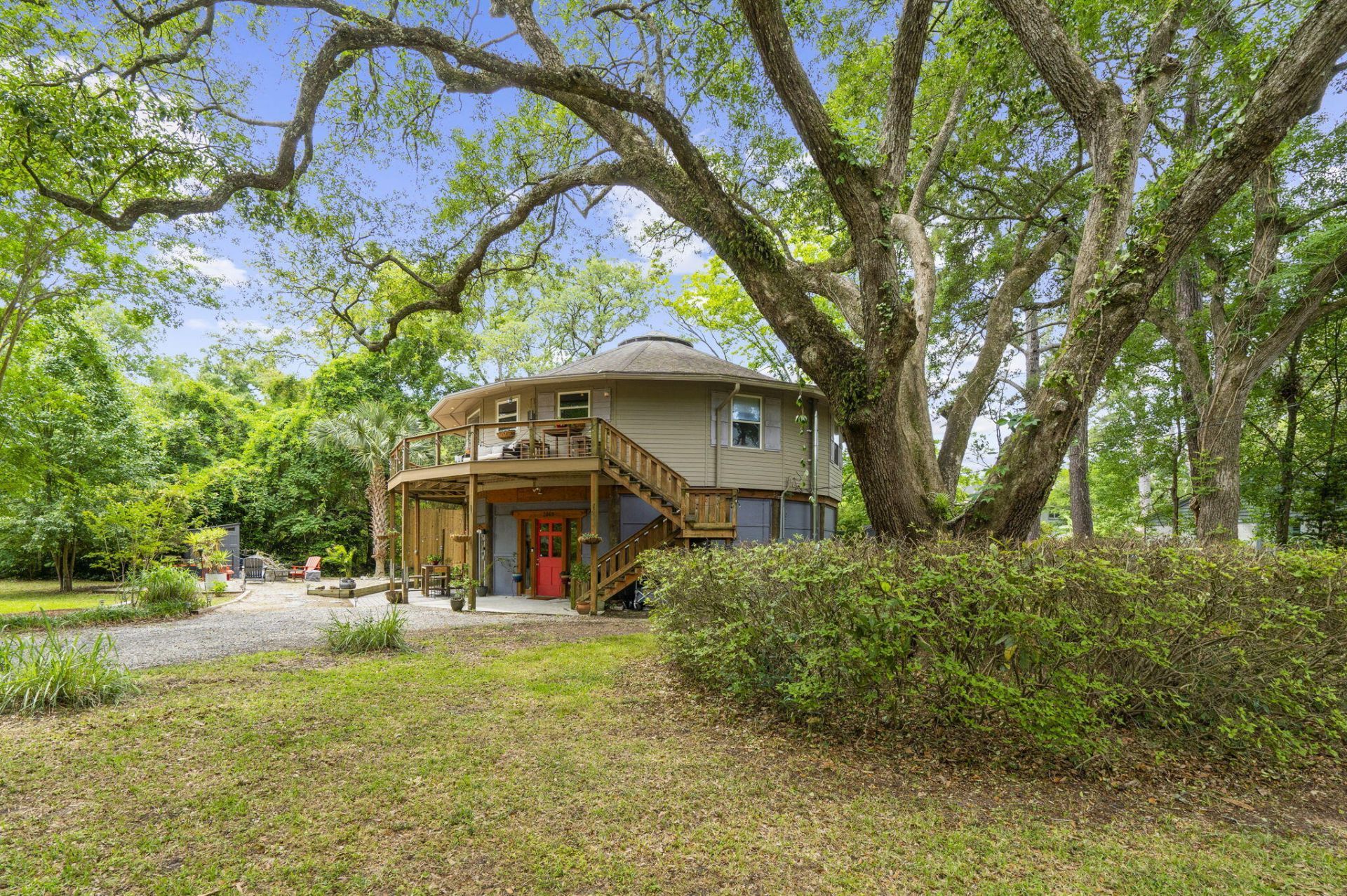 2069 Saint James Drive Photo 55