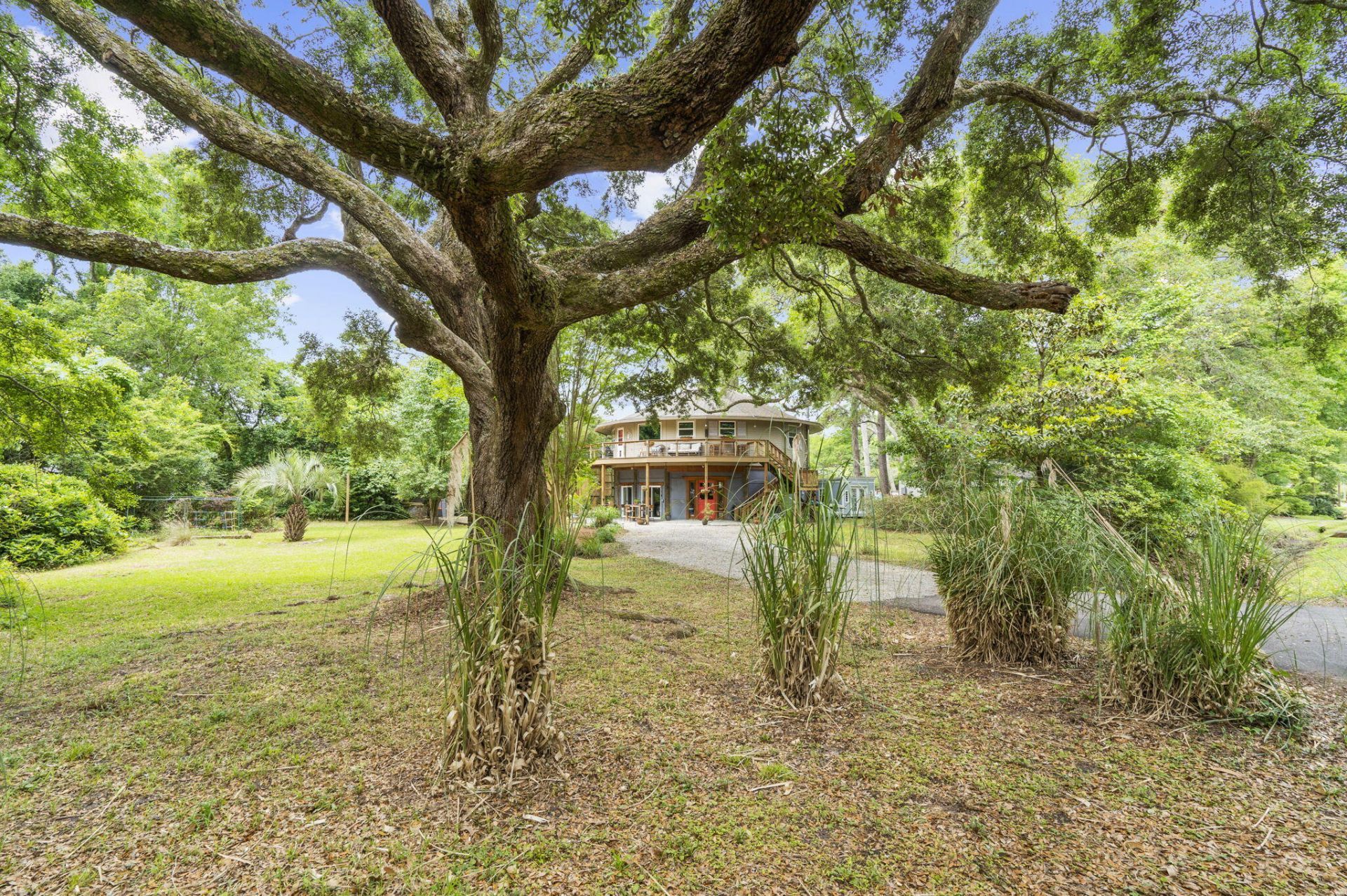 2069 Saint James Drive Photo 62