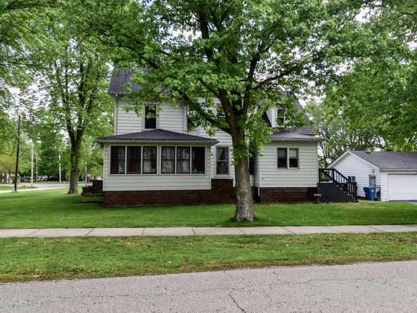 300 N Wolf Street , Odell, IL 60460