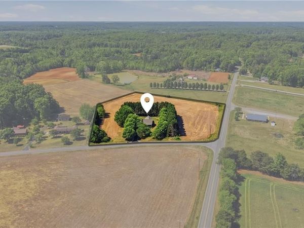 6006 Michael Road , McLeansville, NC 27301