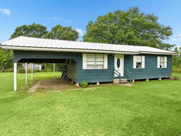 54107 Sweetwater Rd, Independence, LA 70443