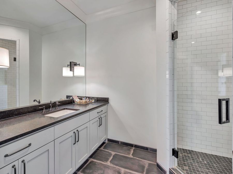 Property Image 80