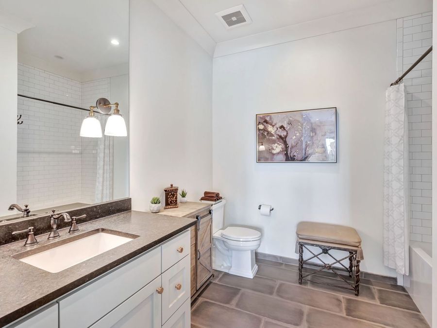 Property Image 82