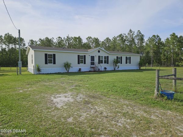 960 Still Road, Pierson, FL 32180