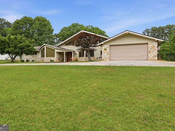 31 Addington Court, Toccoa, GA 30577