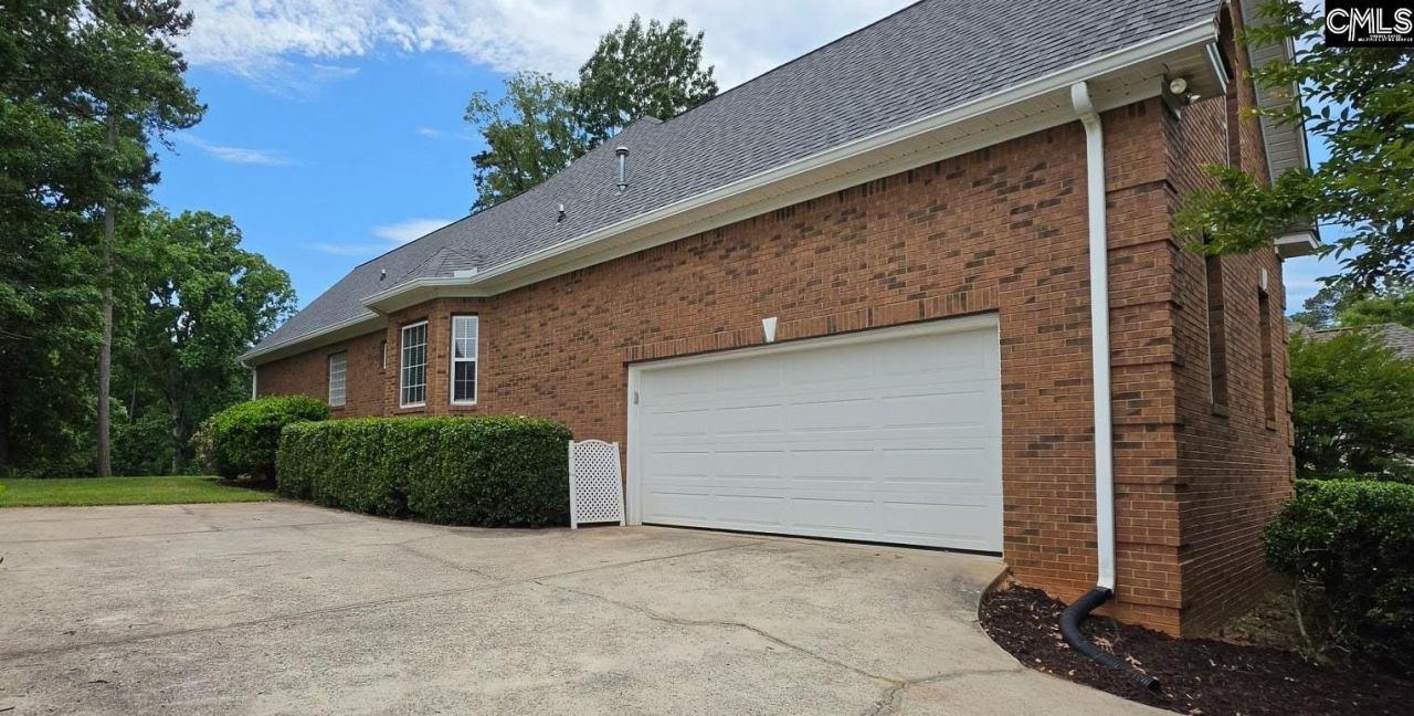 413 Oxenbridge Way  Photo 4