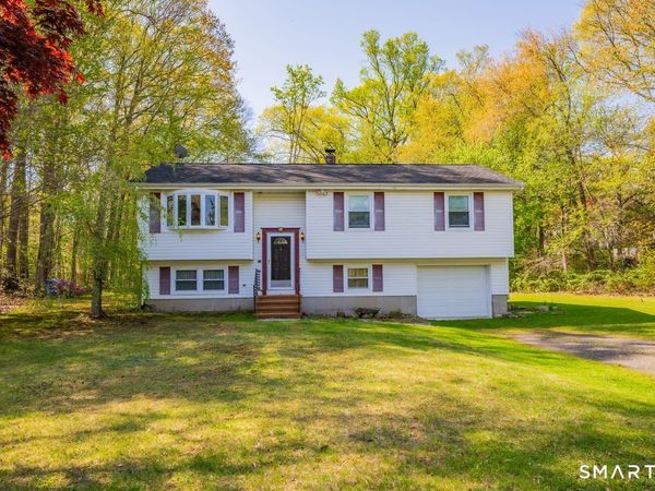 15 Beechcrest, East Hampton, CT 06424