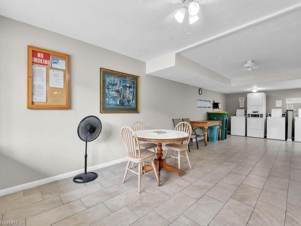 4617 Bayshore Dr, Unit H5, Naples, FL 34112 Photo