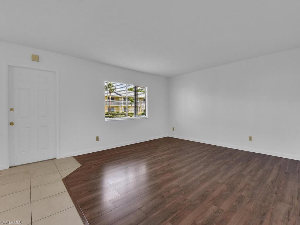 4617 Bayshore Dr, Unit H5, Naples, FL 34112 Photo