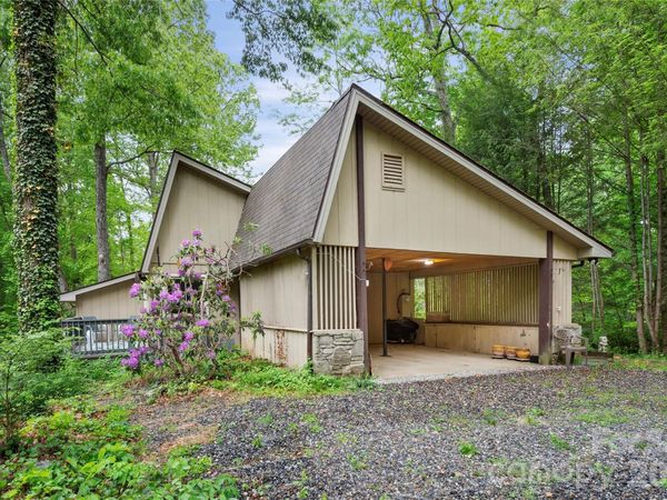1483 Old Fort Road, Fairview, NC 28730