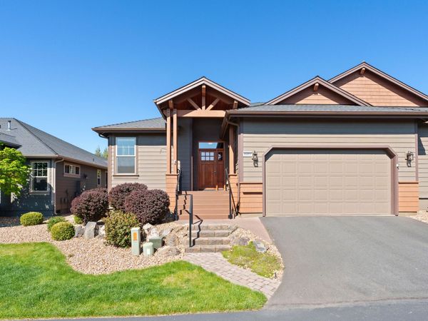 8413 Forest Ridge Loop, Redmond, OR 97756