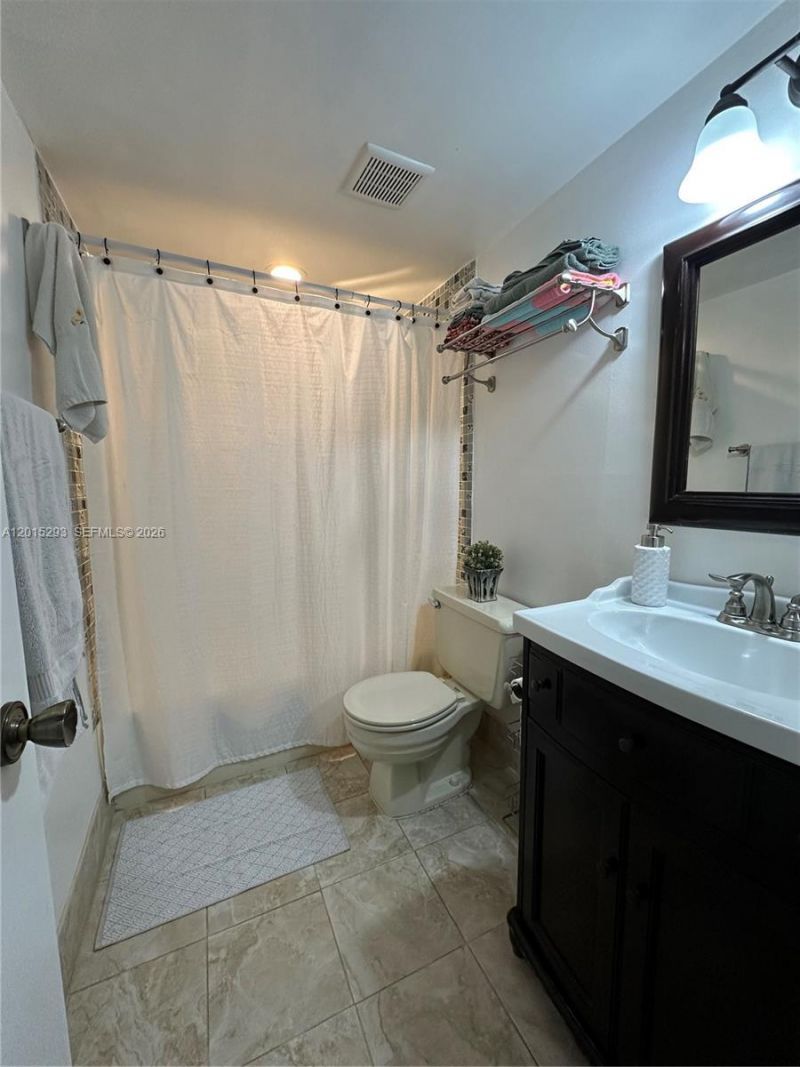 8025 SW 107th Ave , Unit 111, Miami, FL 33173 Photo