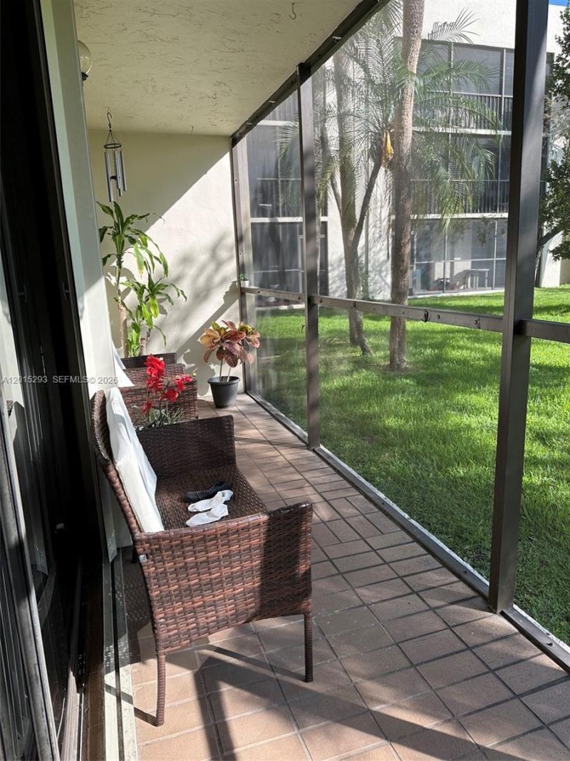 8025 SW 107th Ave , Unit 111, Miami, FL 33173 Photo