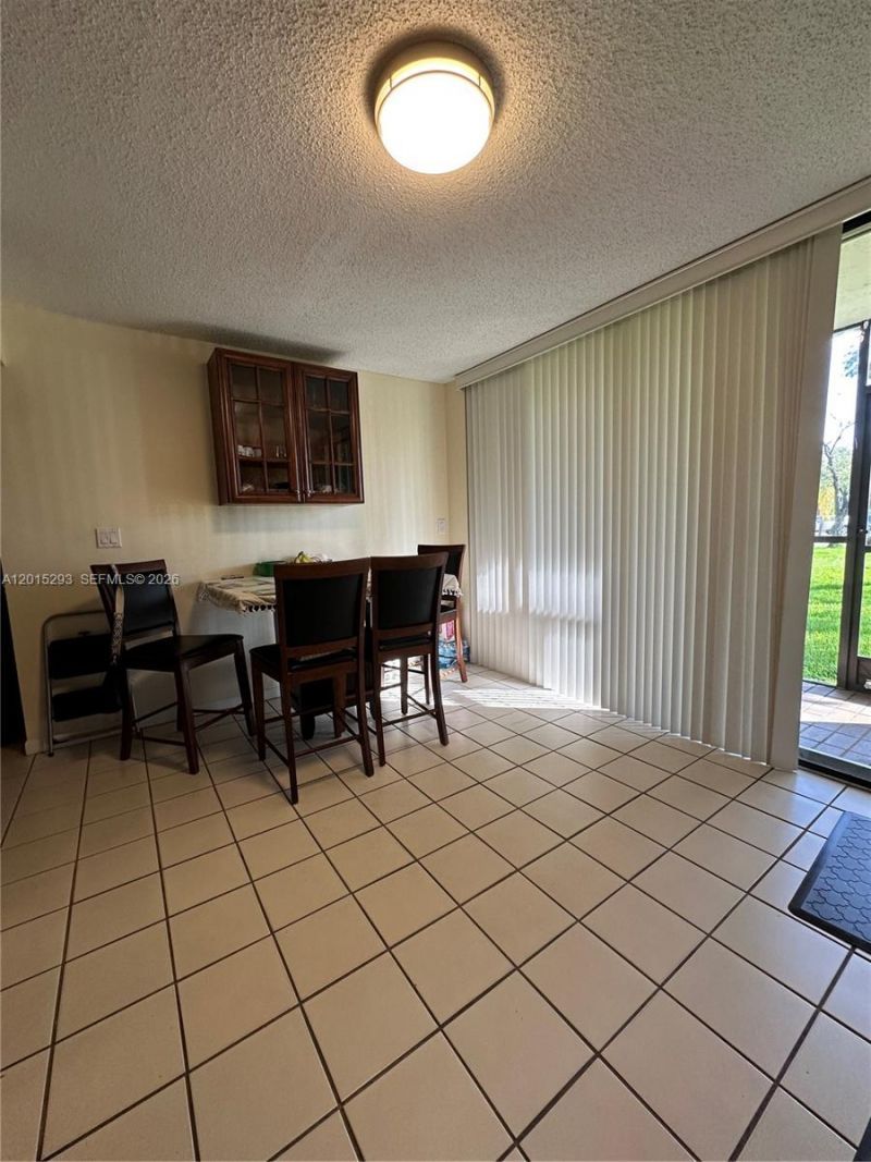 8025 SW 107th Ave , Unit 111, Miami, FL 33173 Photo