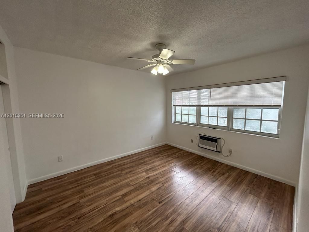 7920 East Dr , Unit 14, North Bay Village, FL 33141 Photo