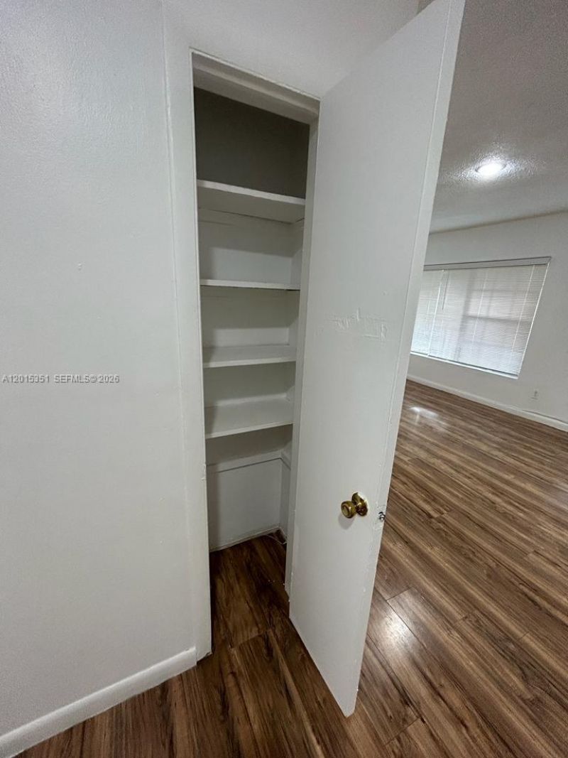 7920 East Dr , Unit 14, North Bay Village, FL 33141 Photo