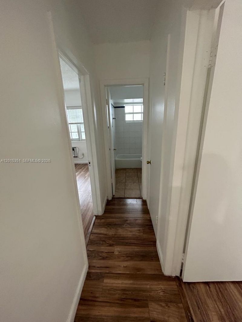 7920 East Dr , Unit 14, North Bay Village, FL 33141 Photo