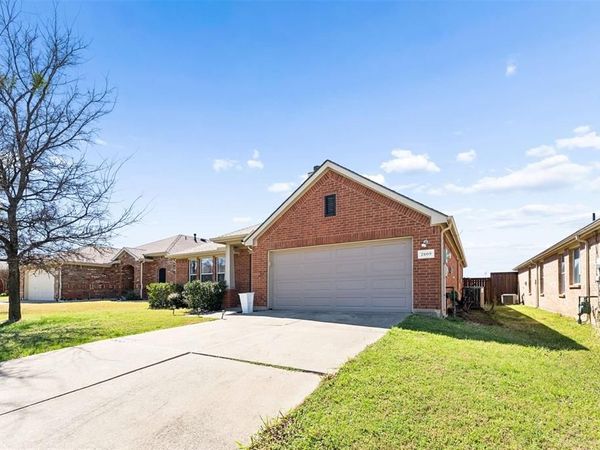 2809 Dawn Spring Drive, Little Elm, TX 75068