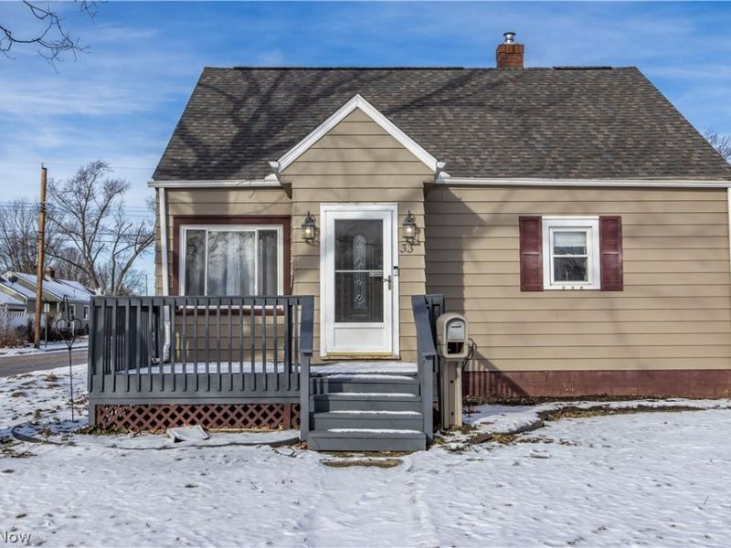 33 Pierce Avenue, Cuyahoga Falls, OH 44221 Photo 1