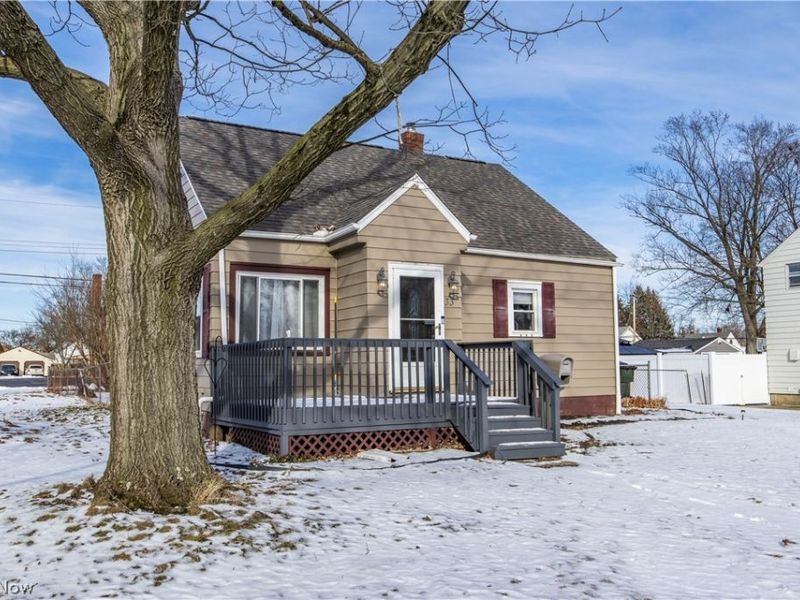 33 Pierce Avenue, Cuyahoga Falls, OH 44221 Photo 20
