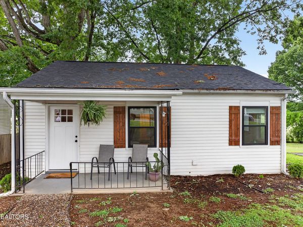 933 Cherry St, Alcoa, TN 37701
