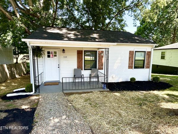 933 Cherry St, Alcoa, TN 37701