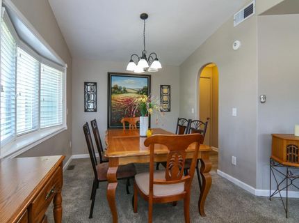 321 Kaseberg Dr, Roseville, CA 95678 Photo