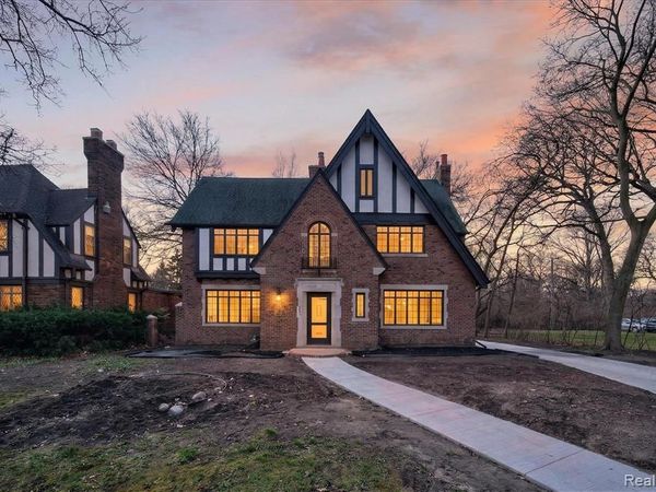 3261 Sherbourne Road , Detroit, MI 48221