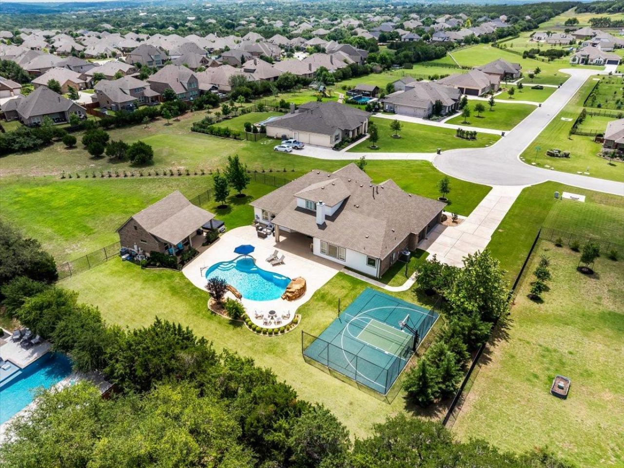 437 July Johnson Dr, Austin, TX 78737 Main Photo