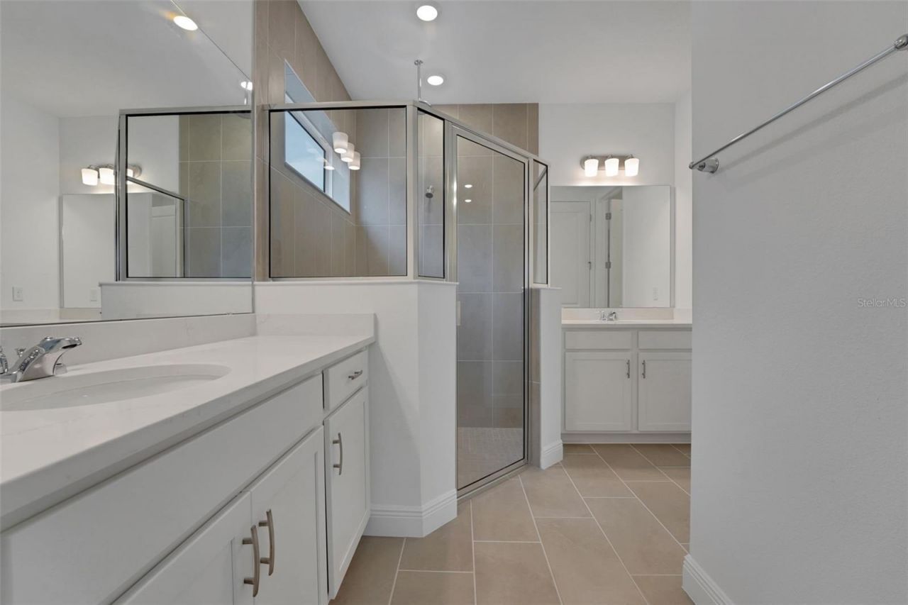 1001 Fiesta Key Circle , Lady Lake, FL 32159 Photo