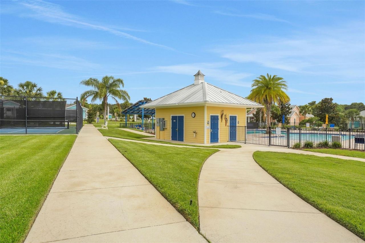 1001 Fiesta Key Circle , Lady Lake, FL 32159 Photo