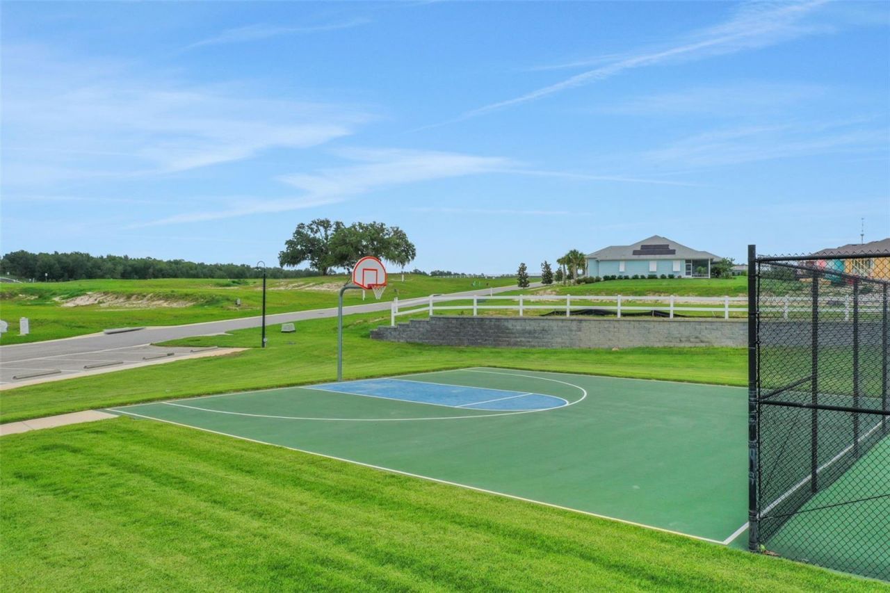 1001 Fiesta Key Circle , Lady Lake, FL 32159 Photo
