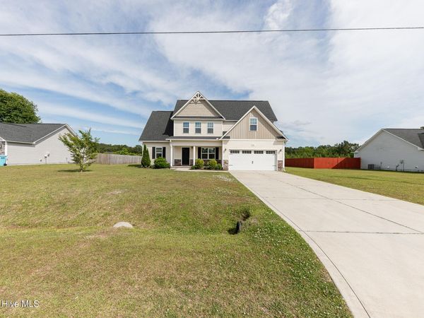 108 Easton Drive , Richlands, NC 28574
