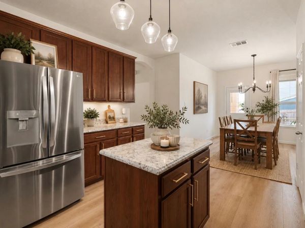 176 Willow Leaf LN, Buda, TX 78610