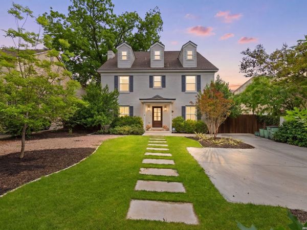 106 Parklane, Olmos Park, TX 78212