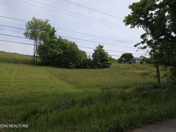 Greers Chapel Rd, Harrogate, TN 37752