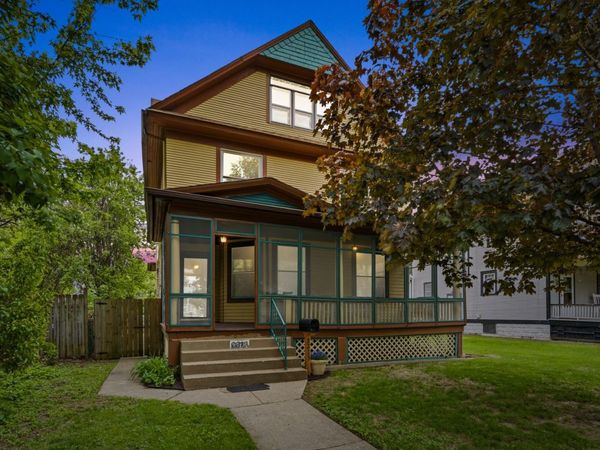 2213 Iowa Street, Davenport, IA 52803