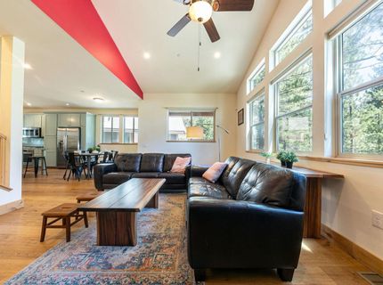 11320 Wolverine Circle, Truckee, CA 96161 Photo