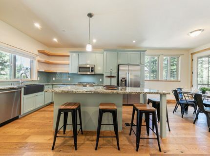 11320 Wolverine Circle, Truckee, CA 96161 Photo