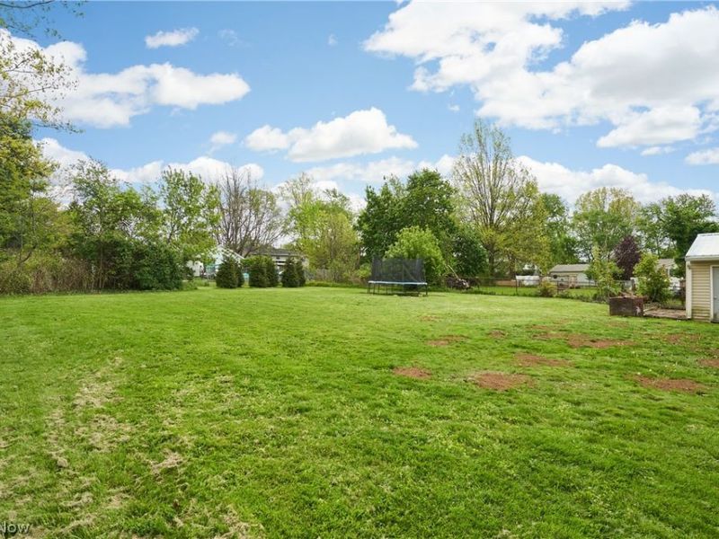 3091 N Bender Avenue, Akron, OH 44319 Photo 18