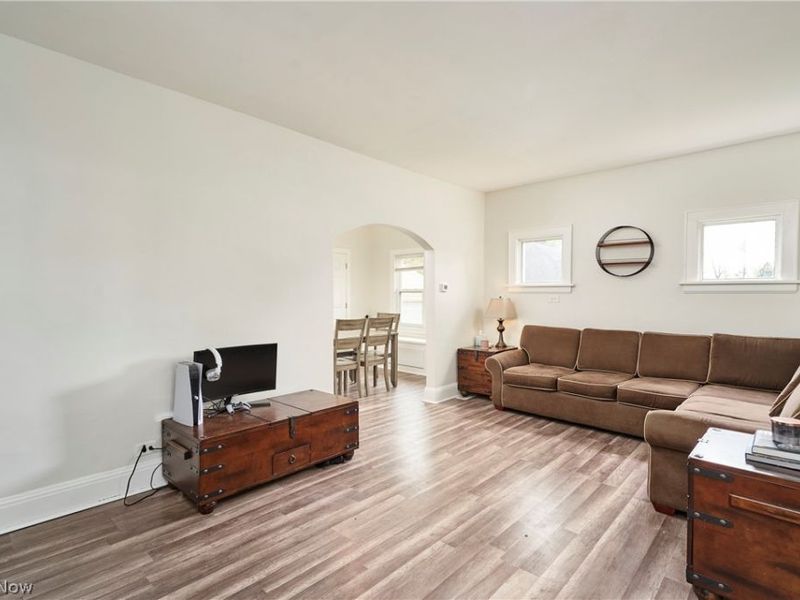 3091 N Bender Avenue, Akron, OH 44319 Photo 5
