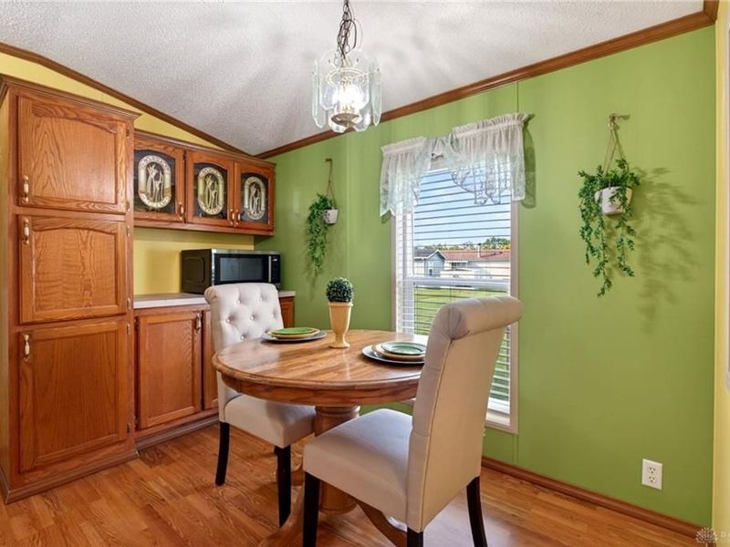 12245 Rhonda Drive, Bethel Township, OH 45341 Photo 7